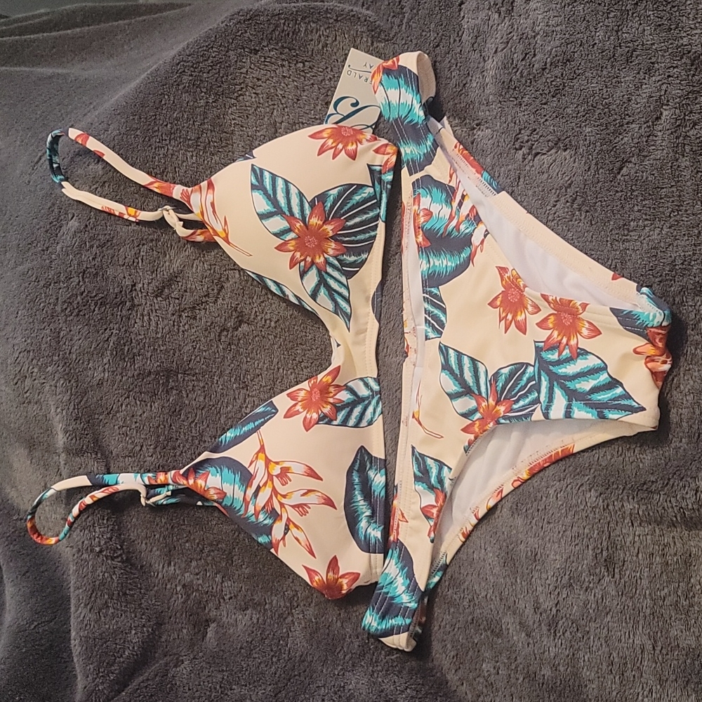 Emerald Bay Bikini 👙